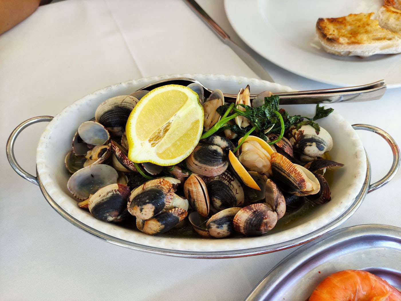 Traditional Portuguese clams 1400x1051