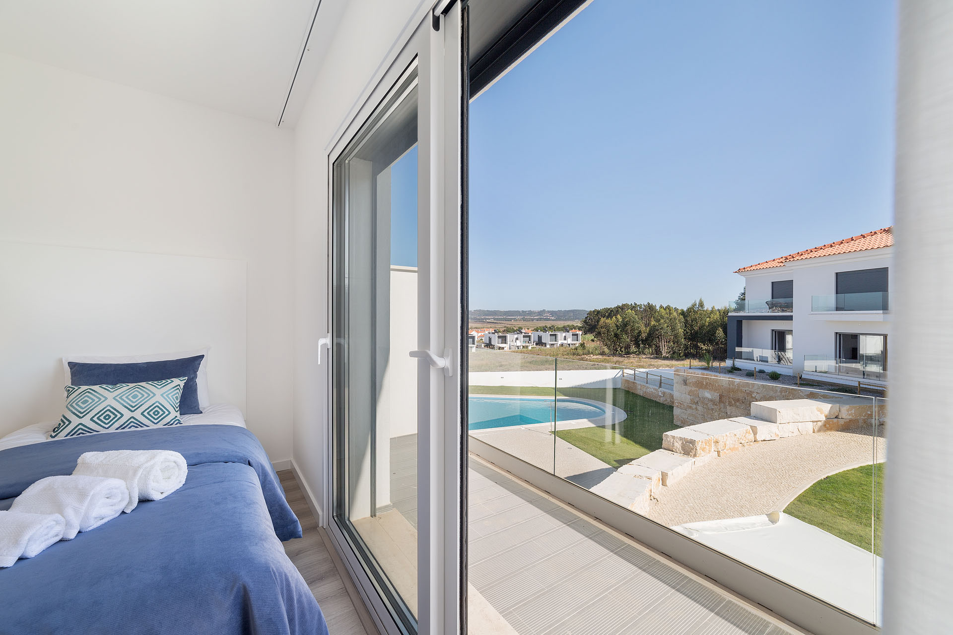 29 Palhanas Villas Salir do Porto