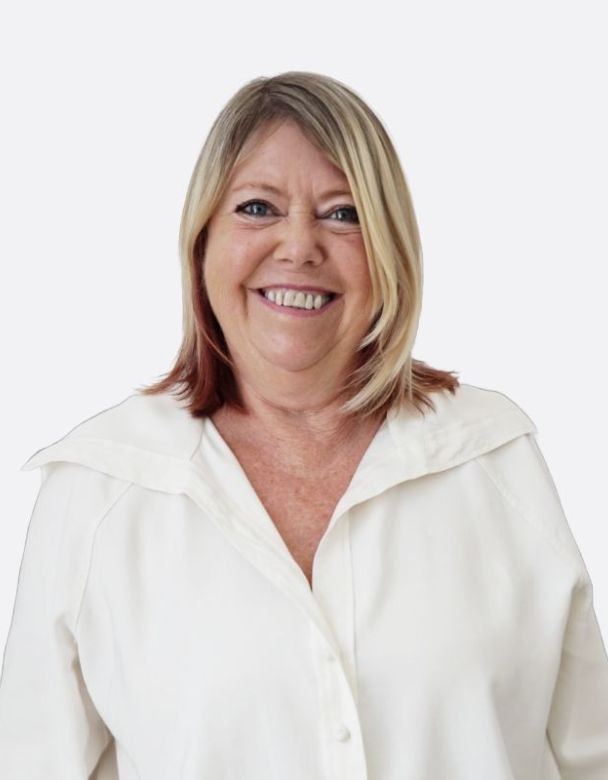ANGELA WORRALL Team Leader Portugal Realty